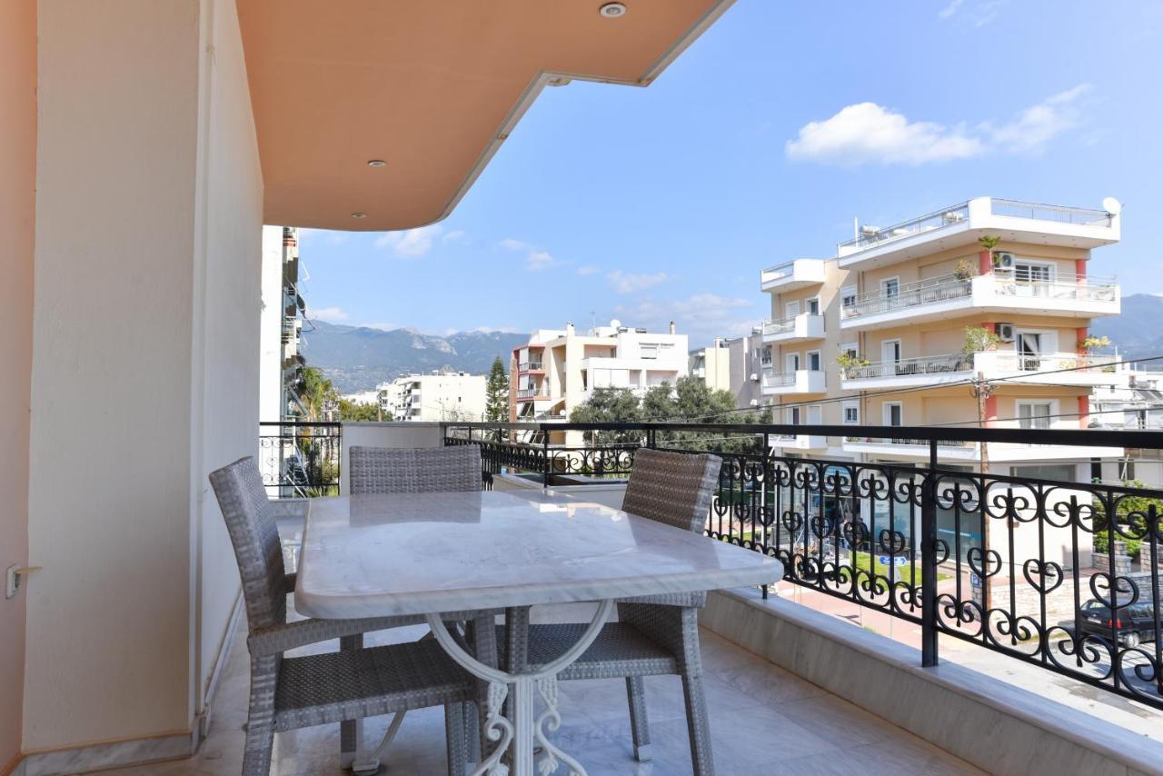 Kaliroon Seaside Apartment كالاماتا المظهر الخارجي الصورة